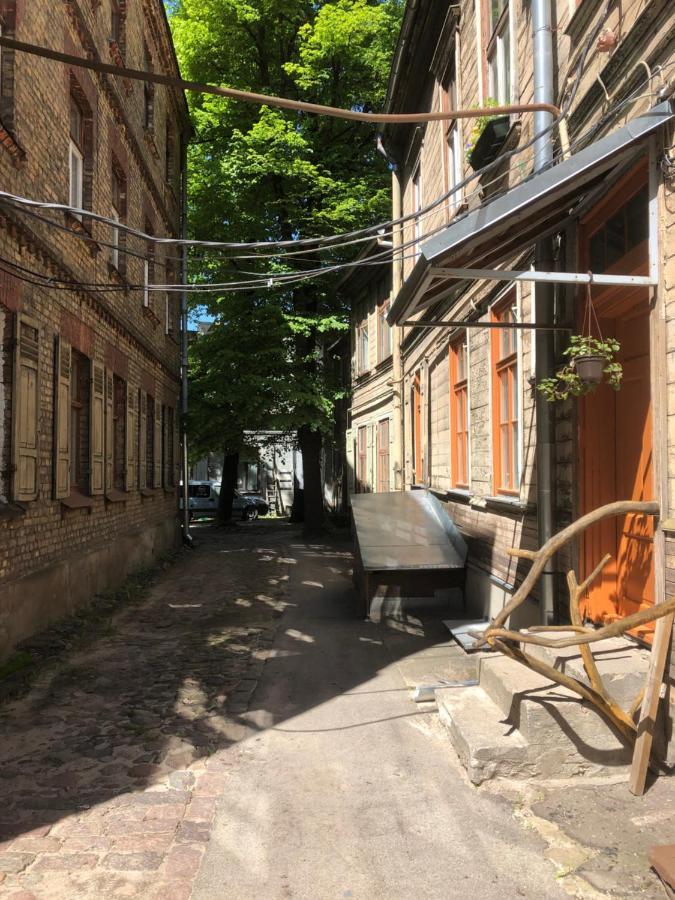 Charming 1br With Bath In Quiet Center Of Apartamento *